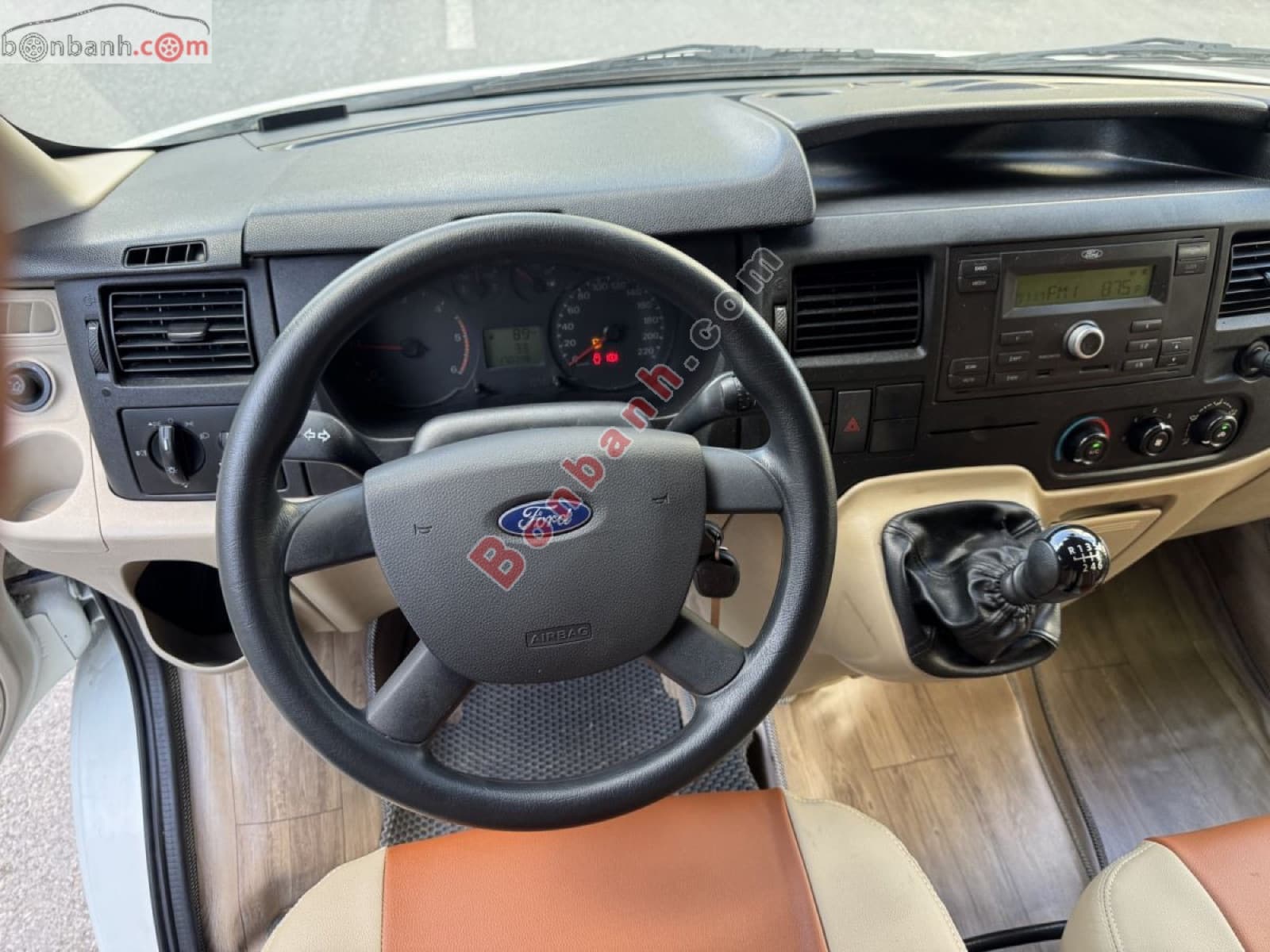 2019 Ford Transit Luxury - ảnh nhỏ 6