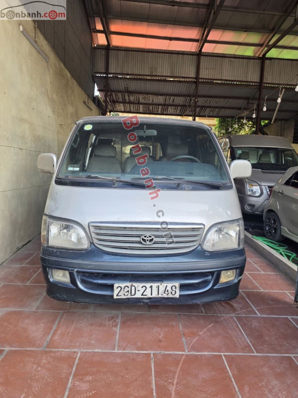 2004 Toyota Hiace Van 2.4