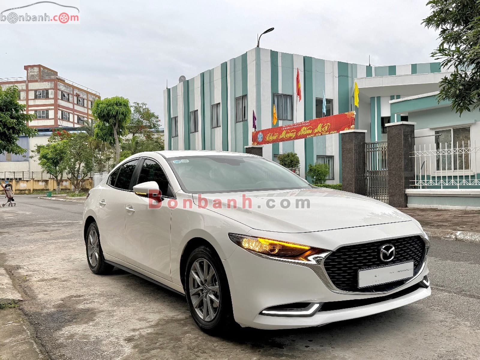 2023 Mazda 3 1.5L Luxury