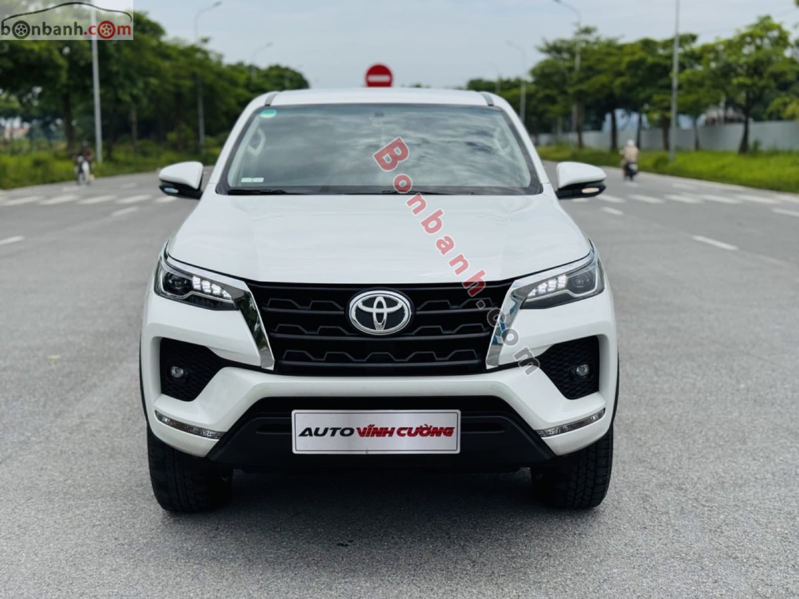 2024 Toyota Fortuner 2.4L 4x2 AT