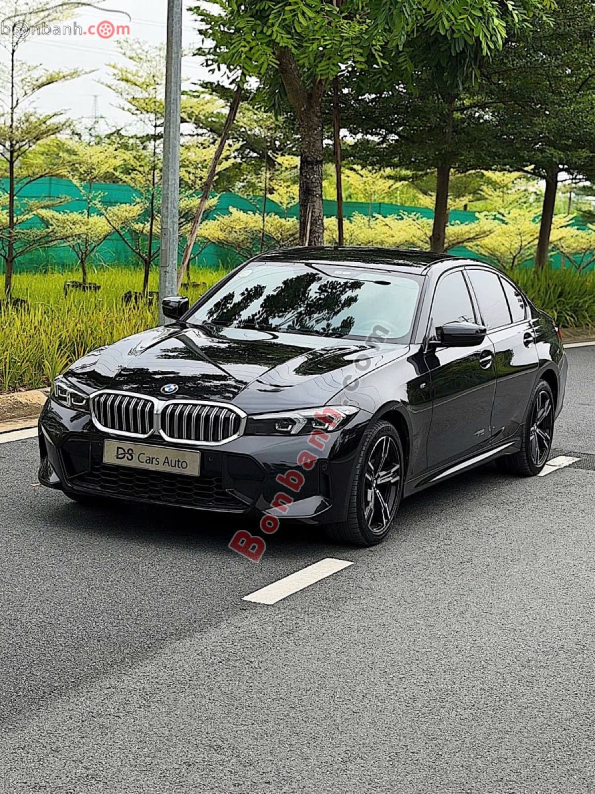 2023 BMW 3 Series 320i M Sport - ảnh nhỏ 3