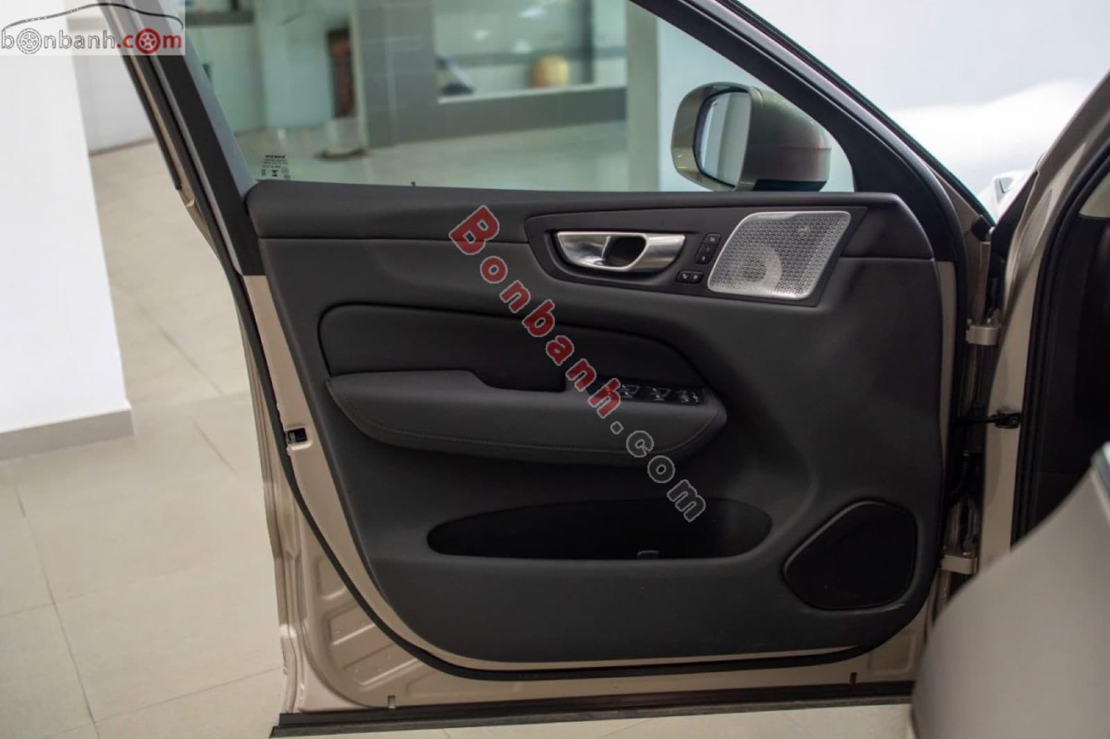 2025 Volvo XC60 Ultra B5 AWD - ảnh nhỏ 6