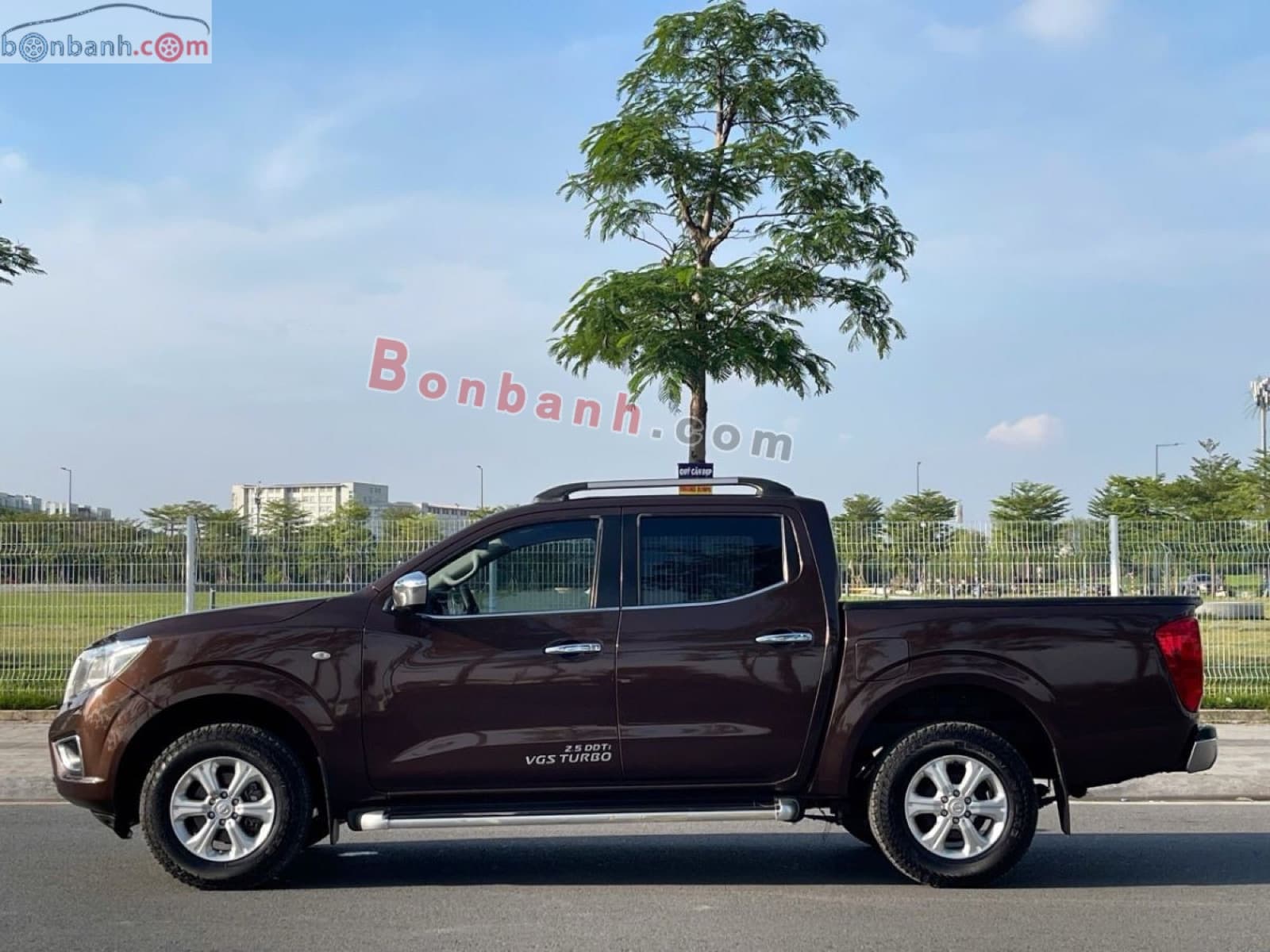 2015 Nissan Navara E 2.5MT 2WD - ảnh nhỏ 3