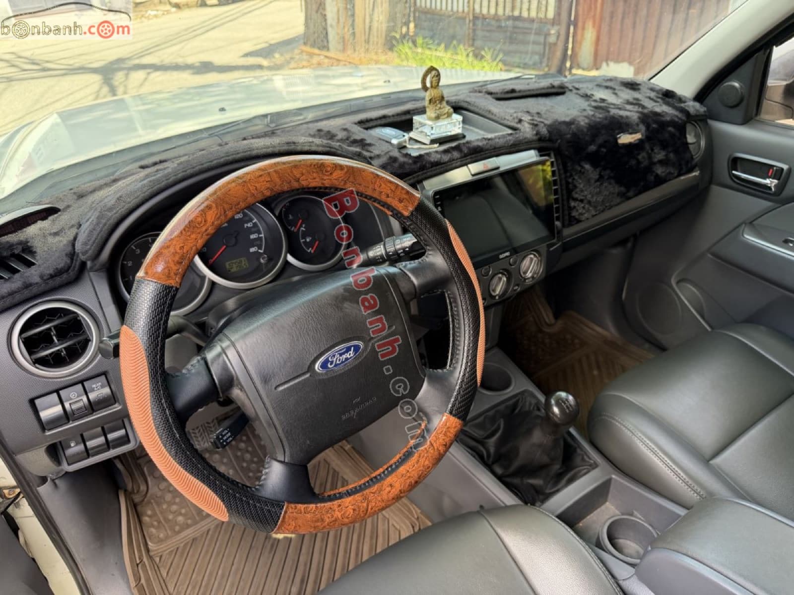 2015 Ford Everest 2.5L 4x2 MT - ảnh nhỏ 7