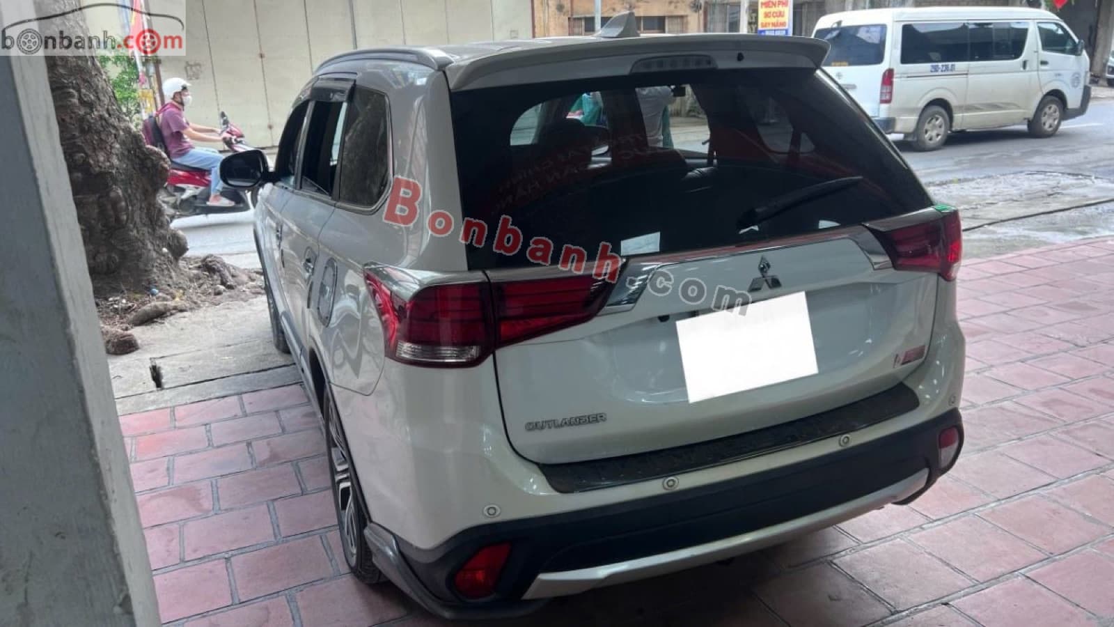 2019 Mitsubishi Outlander 2.4 CVT Premium - ảnh nhỏ 3