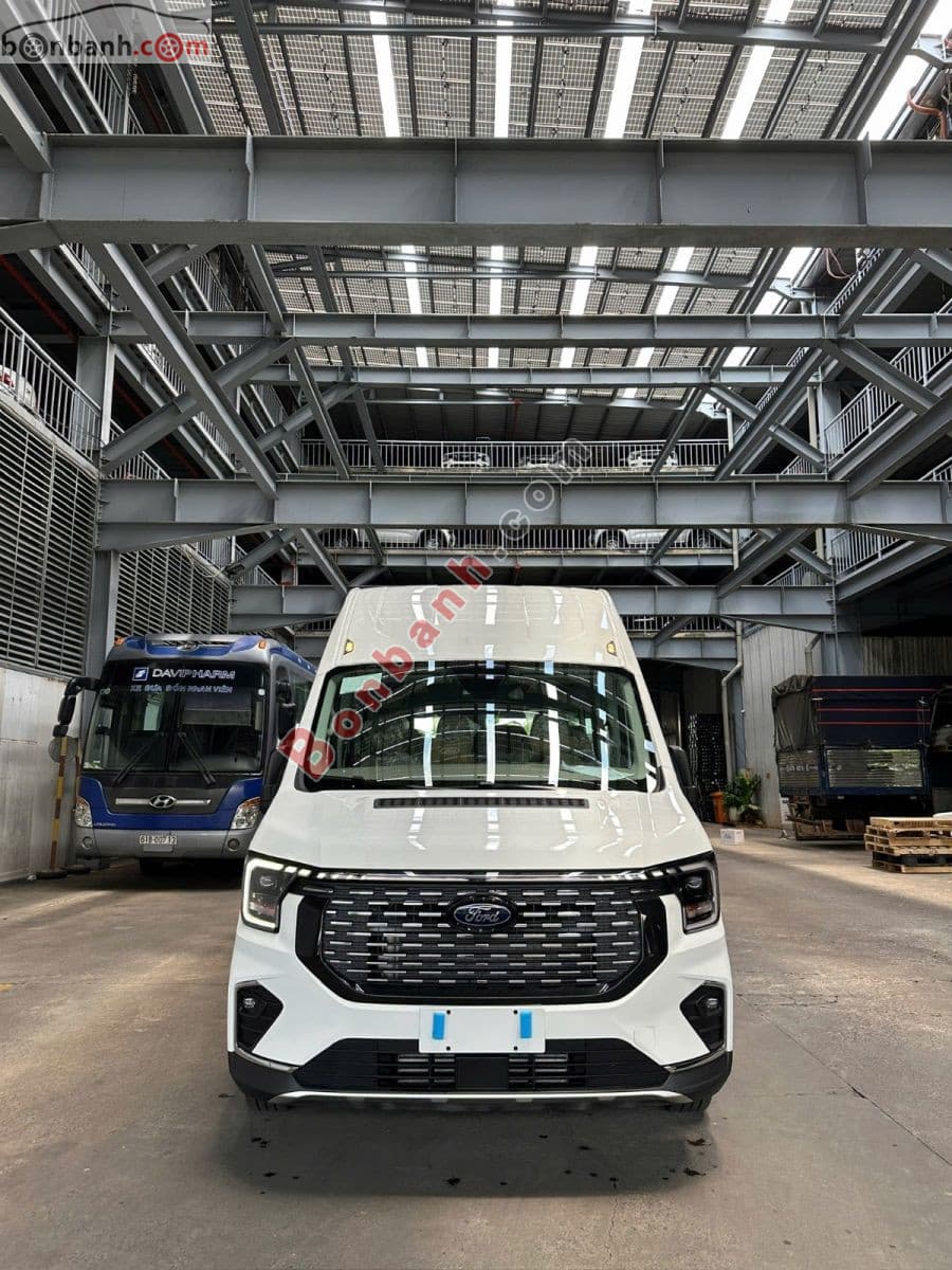 2026 Ford Transit Premium+