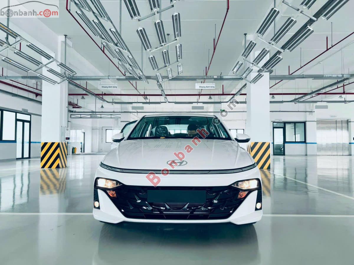 2025 Hyundai Accent 1.5 AT