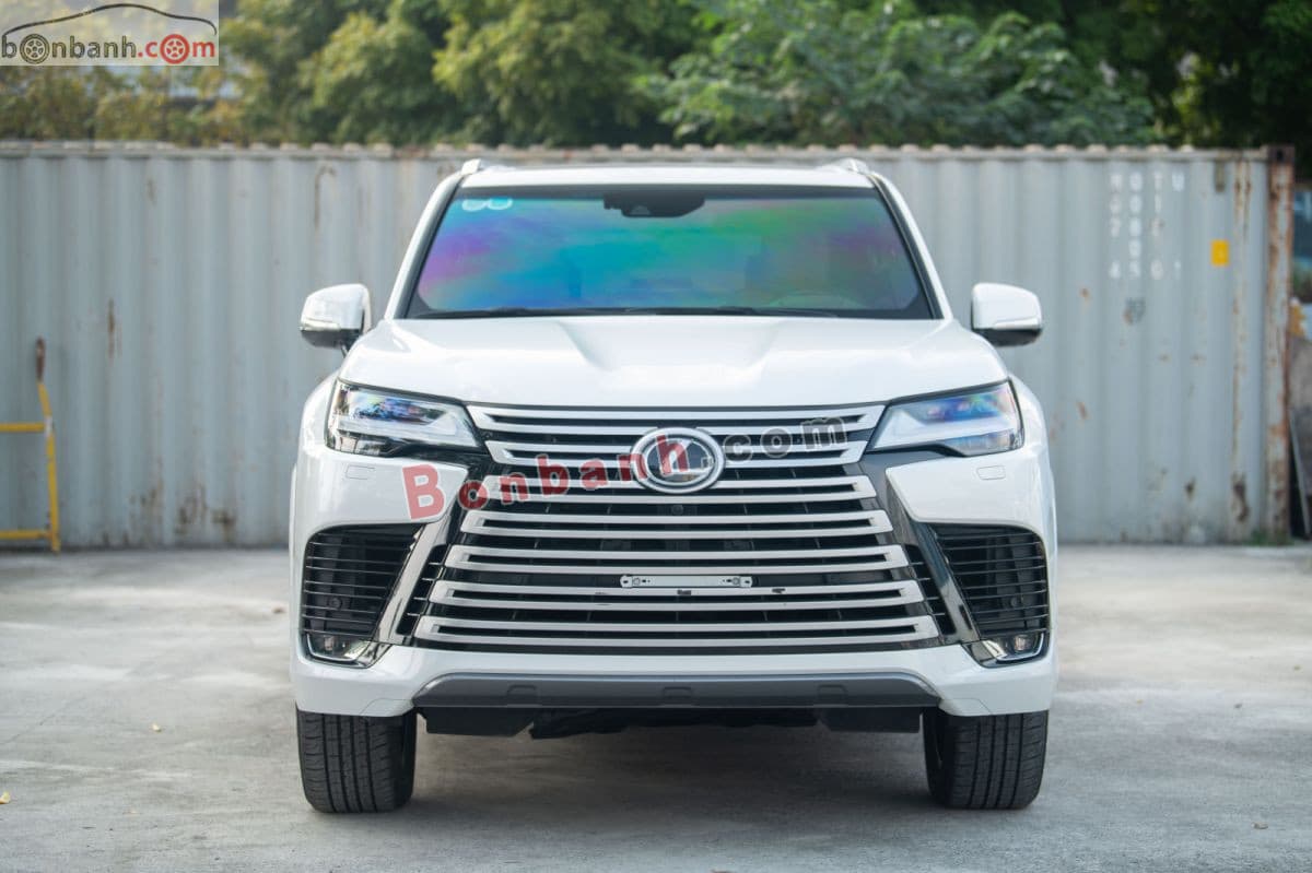 2023 Lexus LX 600 Urban