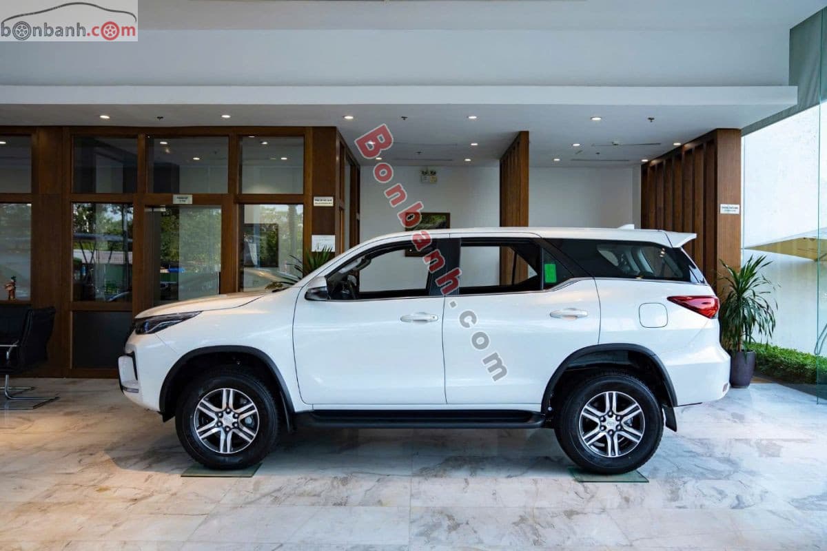 2026 Toyota Fortuner 2.7L 4x2 AT - ảnh nhỏ 3