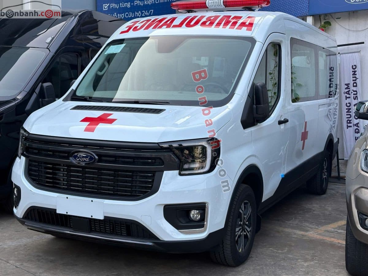 2025 Ford Transit Cứu Thương