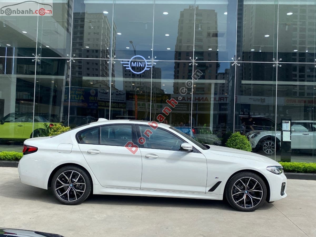2024 BMW 5 Series 520i M Sport - ảnh nhỏ 3