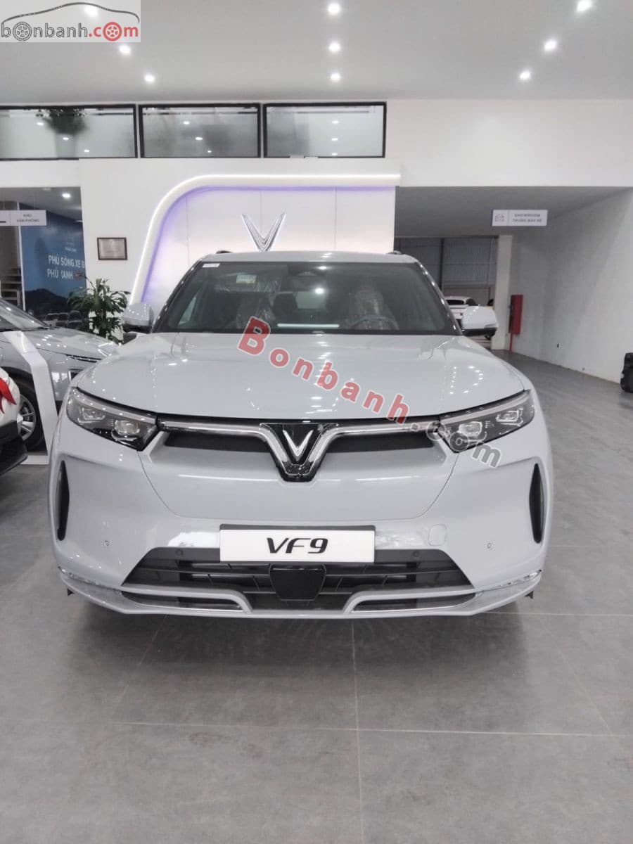 2026 VinFast VF9 Plus 7S