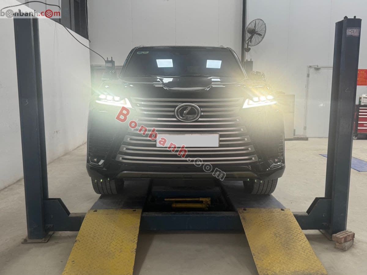2024 Lexus LX 600 Urban