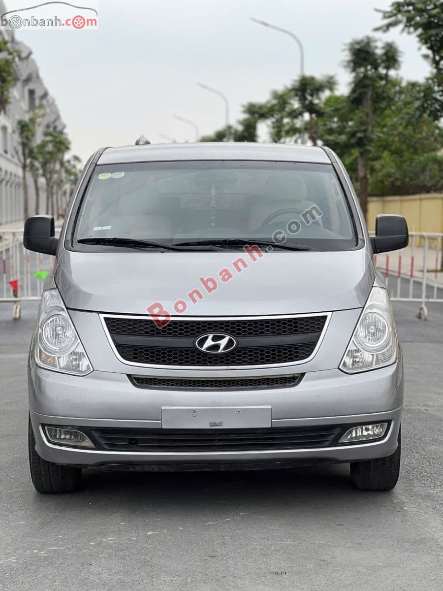 2015 Hyundai Grand Starex 2.5 MT