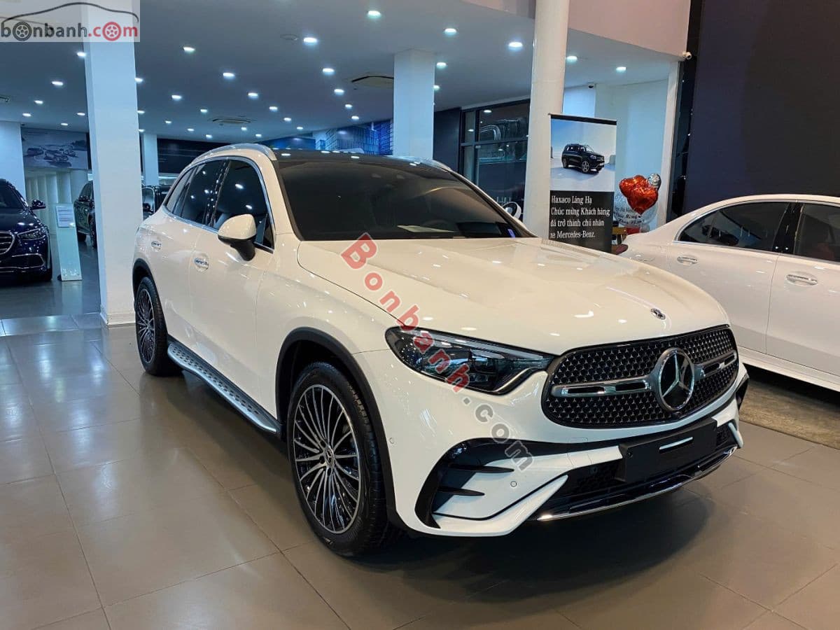 2025 Mercedes-Benz GLC 300 4Matic