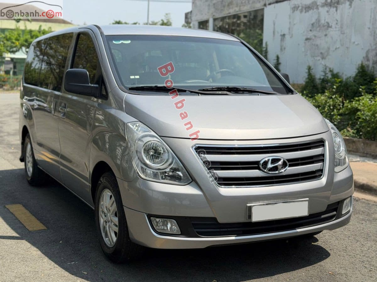 2017 Hyundai Grand Starex 2.5 MT - ảnh nhỏ 2