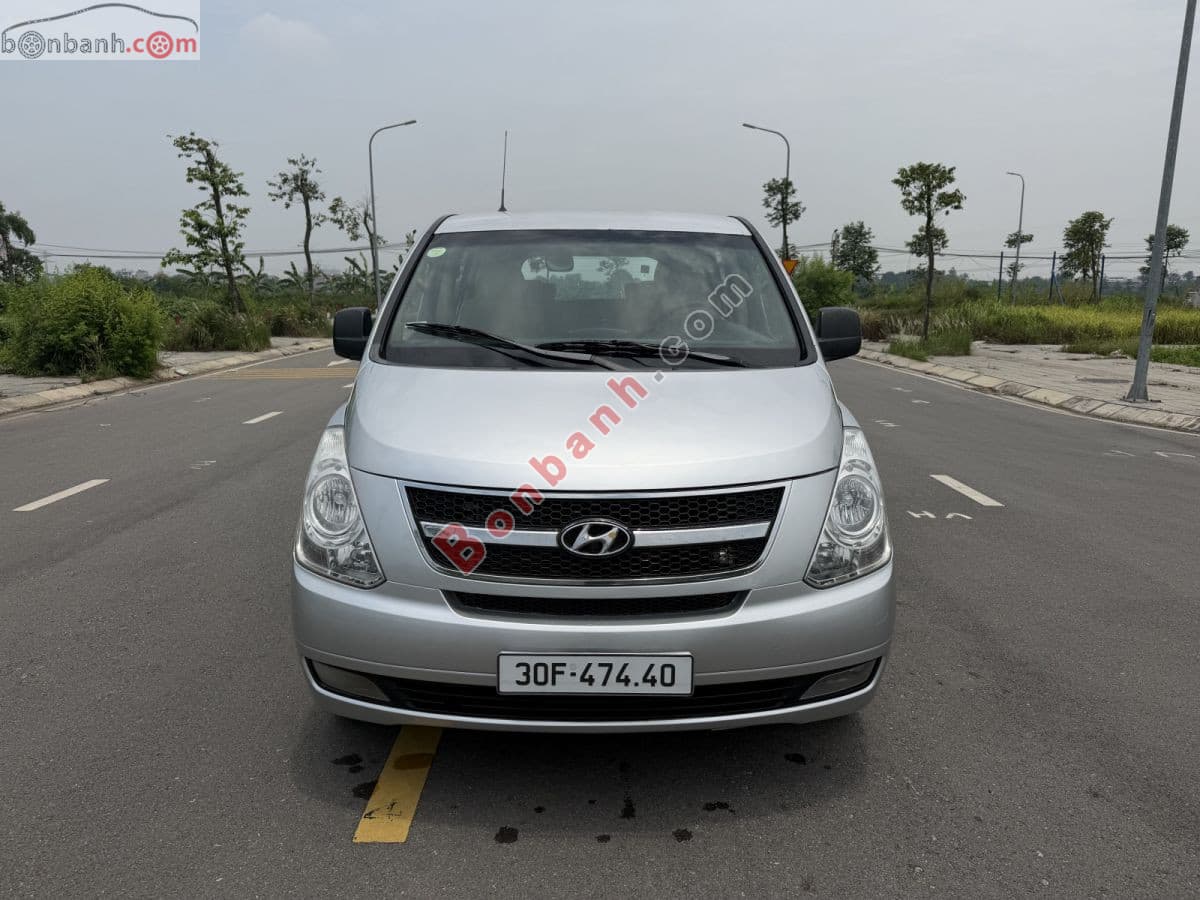 2008 Hyundai Grand Starex 2.5 MT