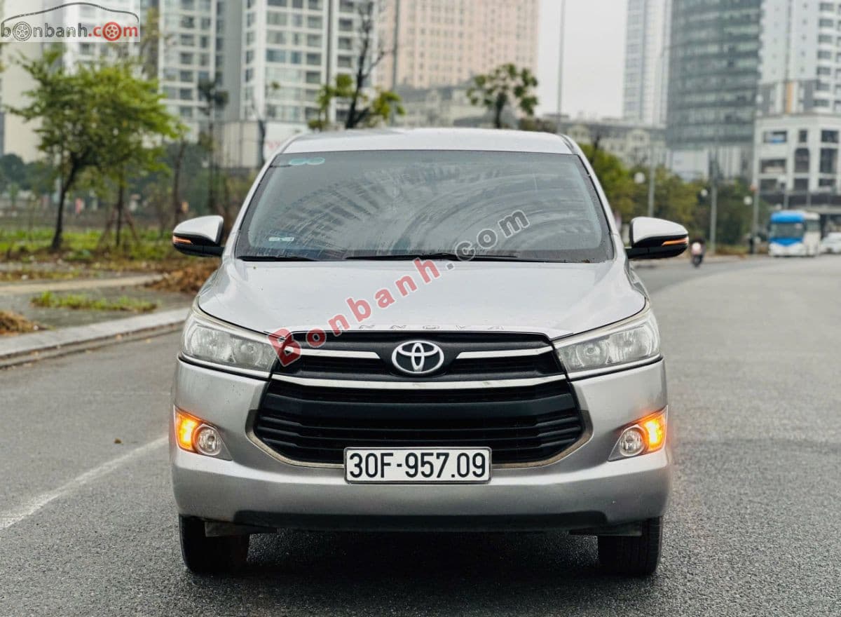 2017 Toyota Innova 2.0G - ảnh nhỏ 2