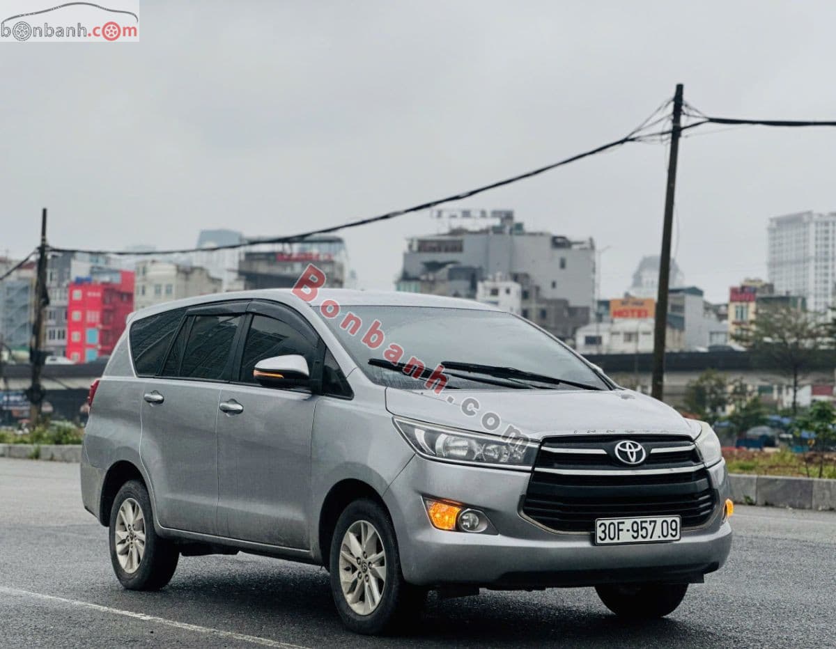 2017 Toyota Innova 2.0G - ảnh nhỏ 3