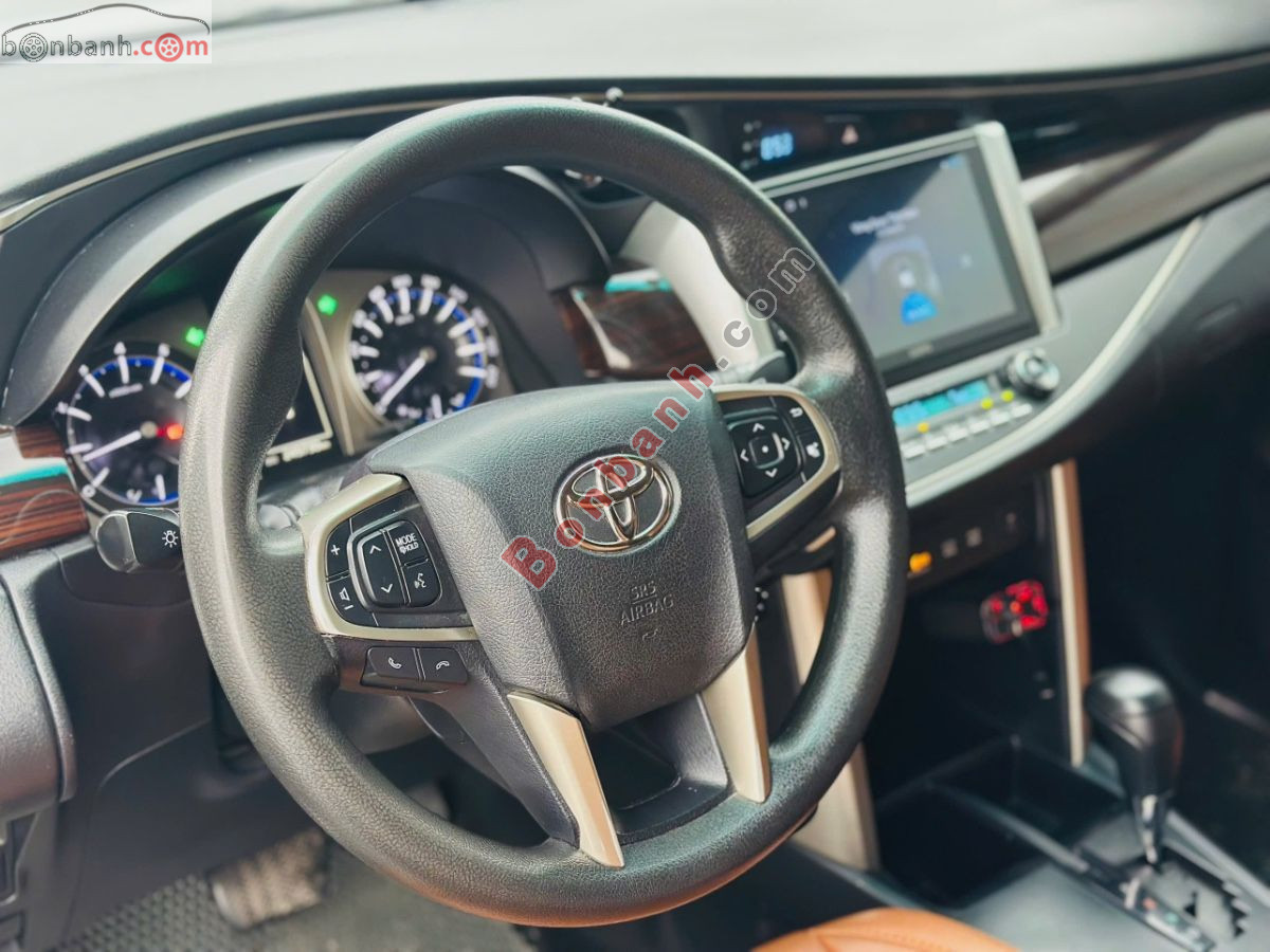 2017 Toyota Innova 2.0G - ảnh nhỏ 6