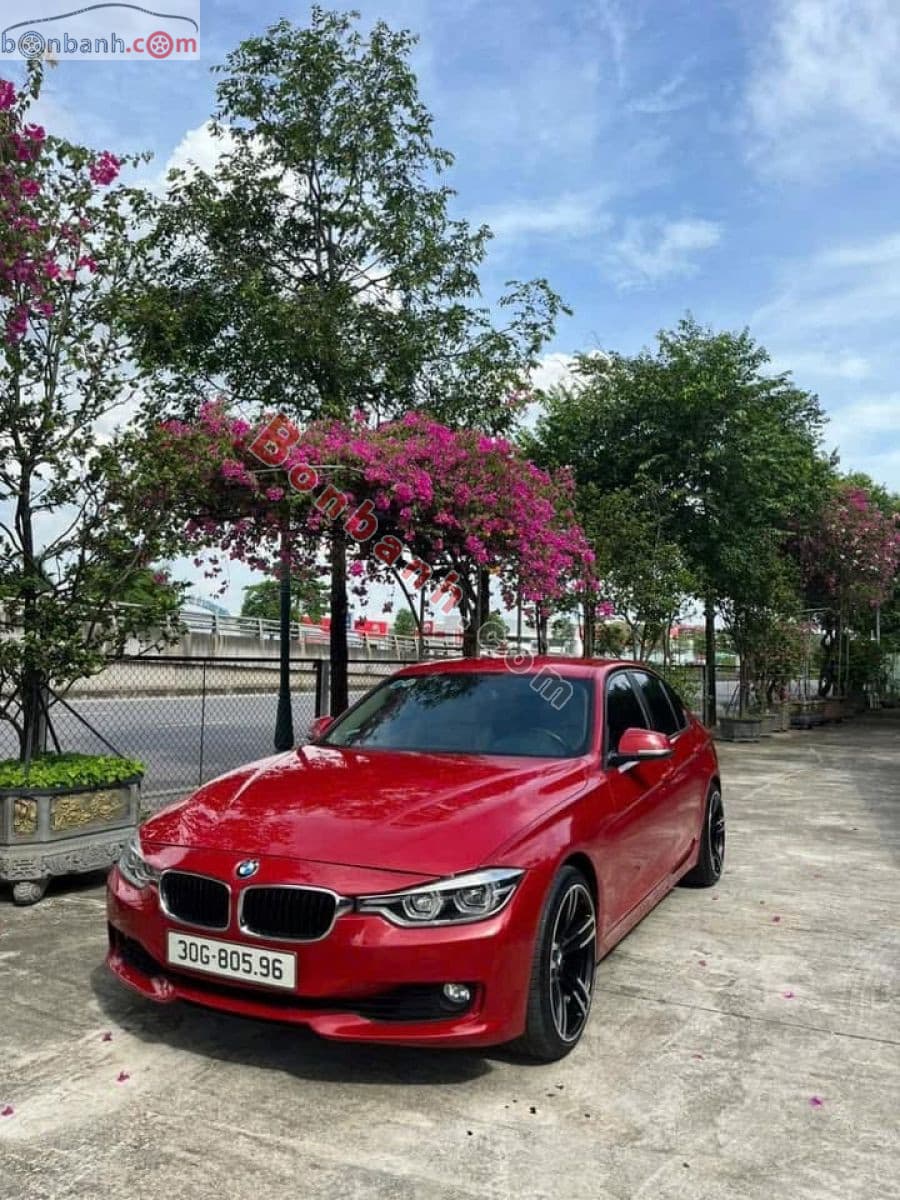 2012 BMW 3 Series 320i