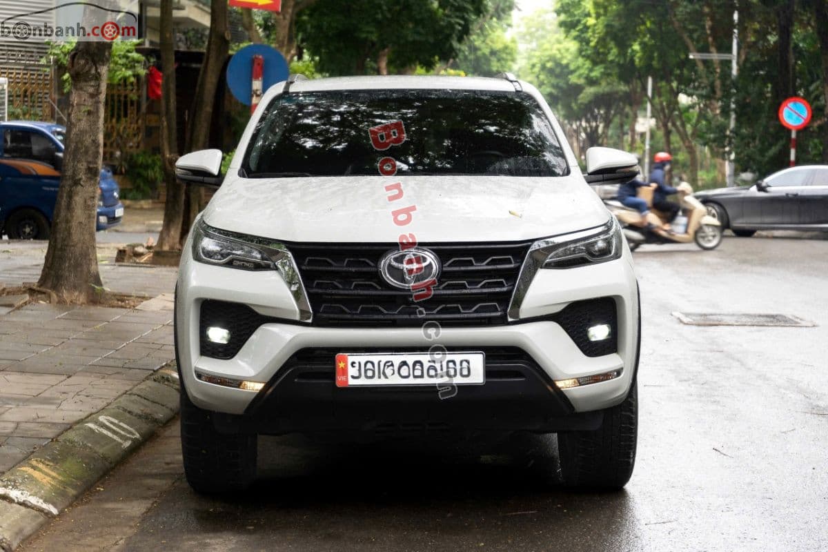 2022 Toyota Fortuner 2.4L 4x2 AT