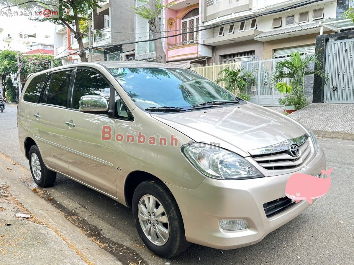 2012 Toyota Innova G