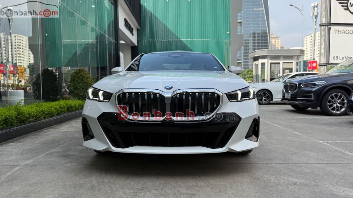 2026 BMW 5 Series 530i M Sport