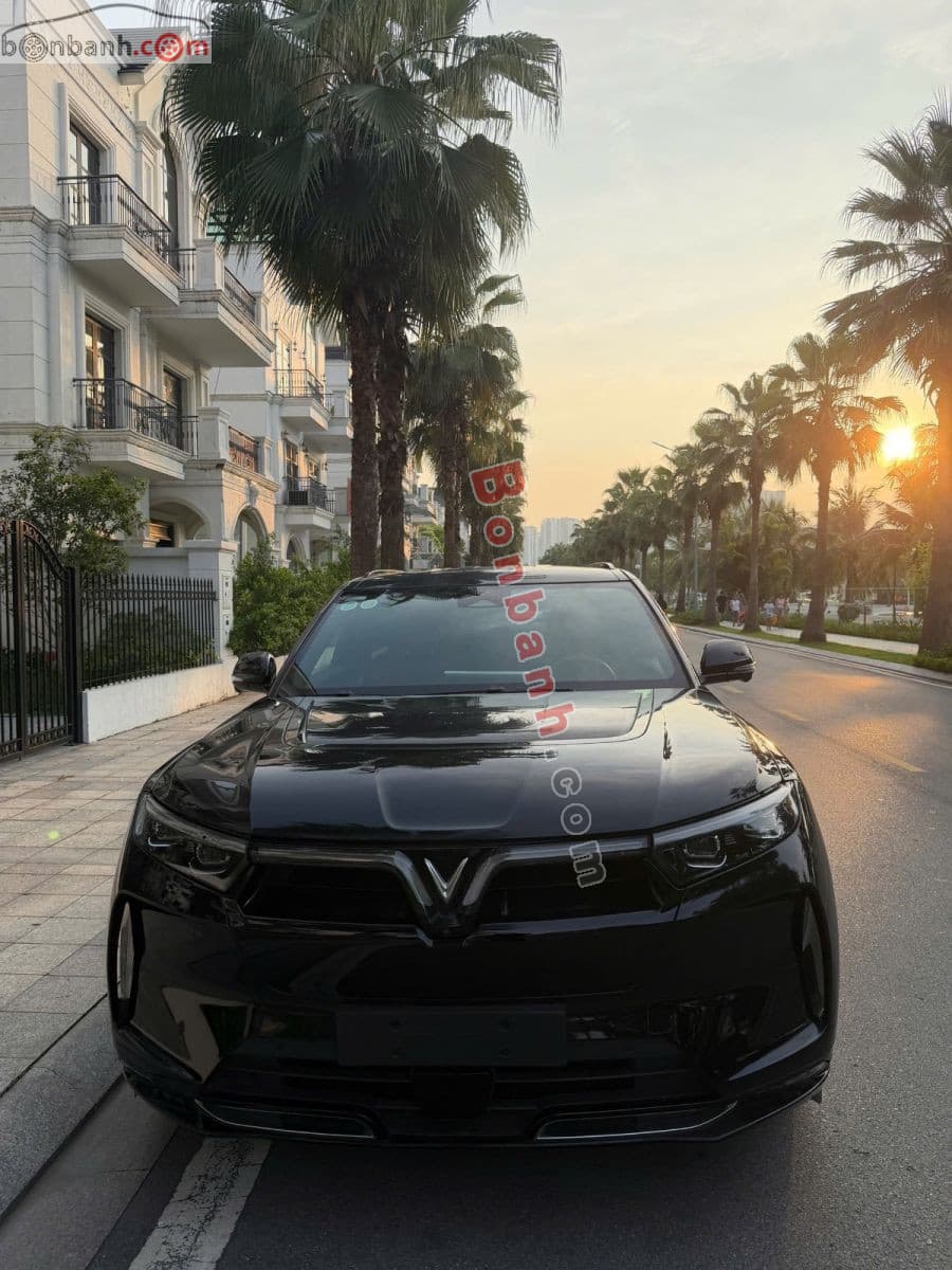 2024 VinFast VF9 Plus 6S