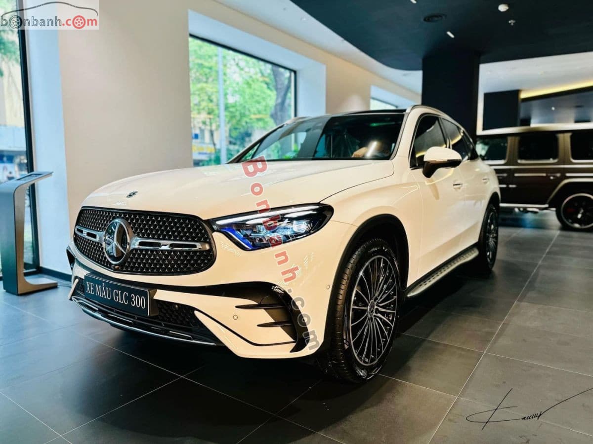 2026 Mercedes-Benz GLC 300 4Matic