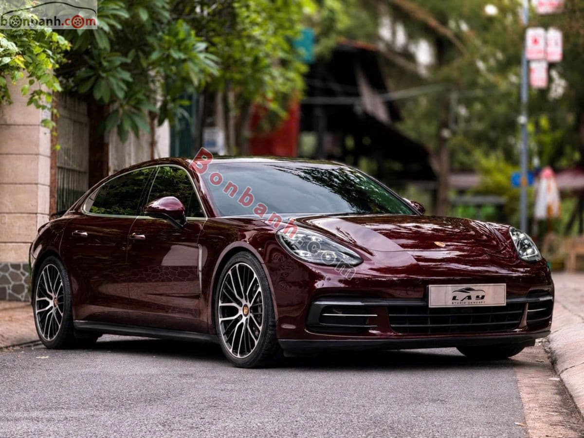 2018 Porsche Panamera 4 Executive