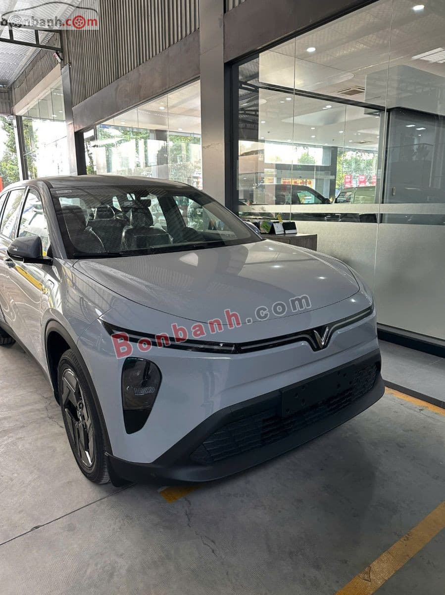 2026 VinFast VF MPV 7 AT