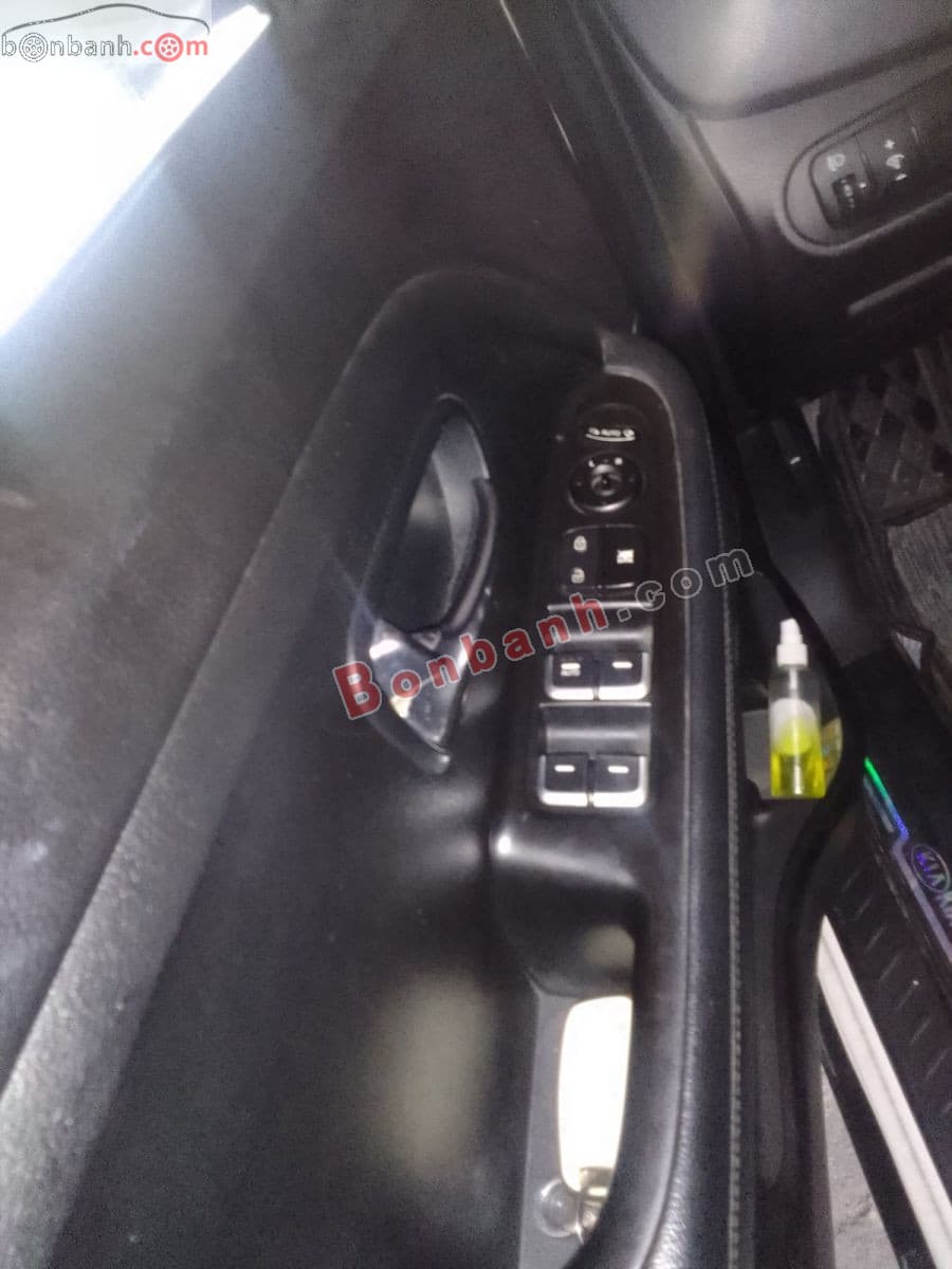 2015 Kia Rondo GAT - ảnh nhỏ 7