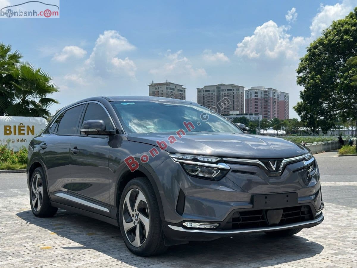 2024 VinFast VF8 S