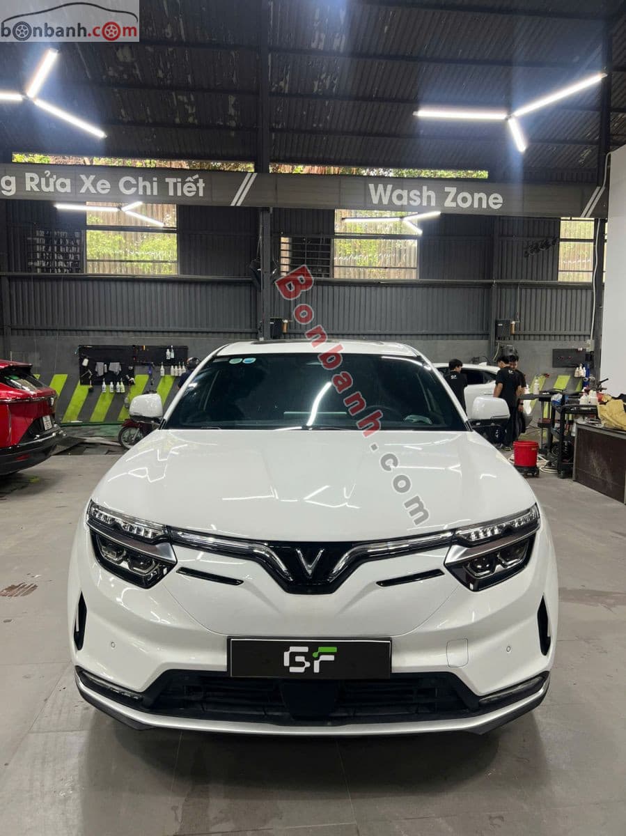 2023 VinFast VF8 Plus AWD