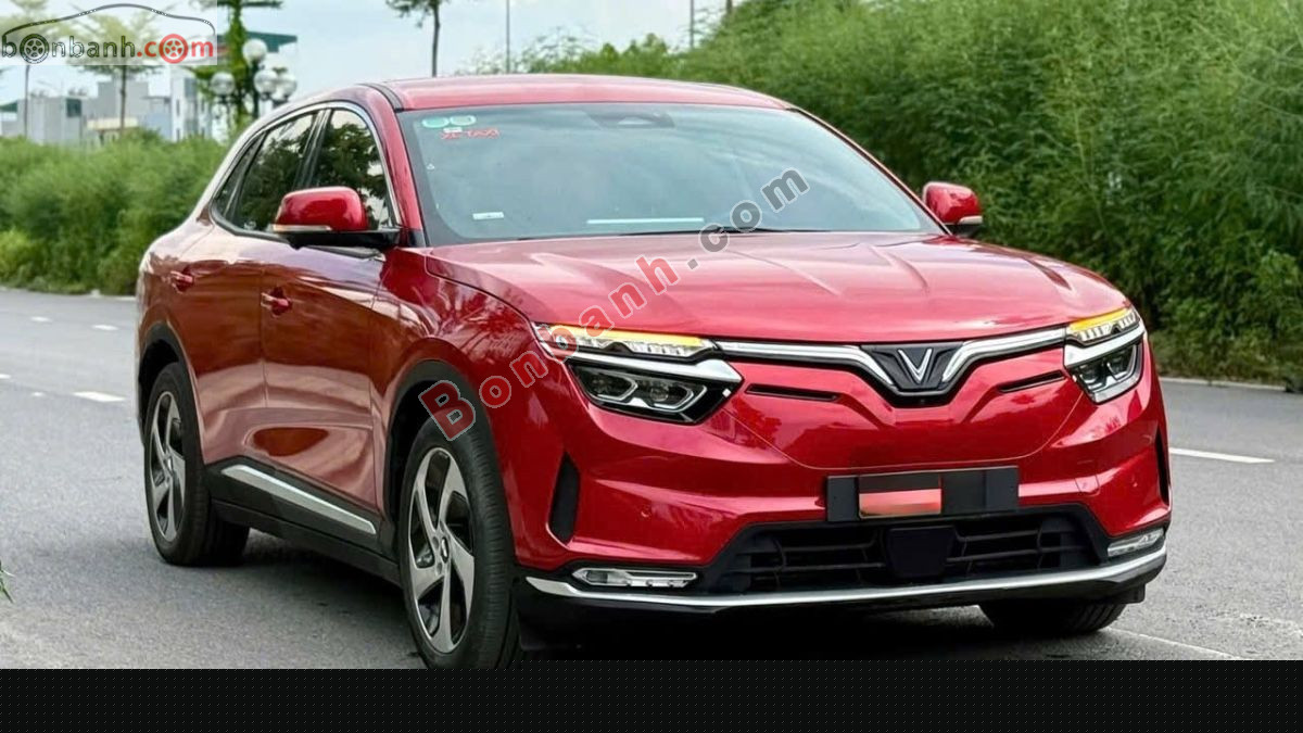 2024 VinFast VF8 S