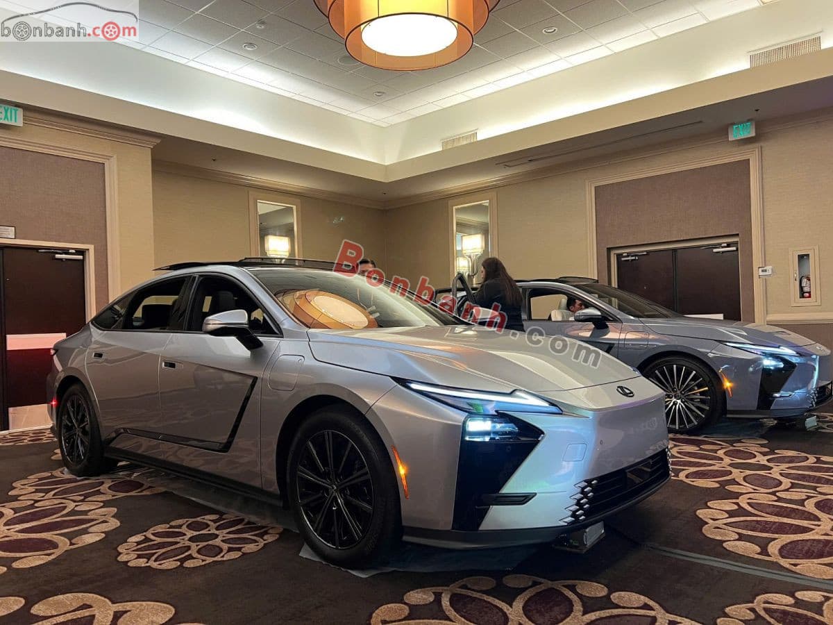 2026 Lexus ES 500e