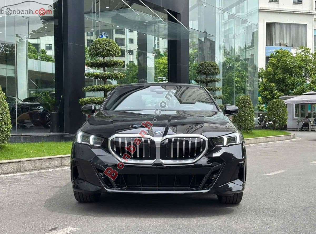 2026 BMW 5 Series 530i M Sport