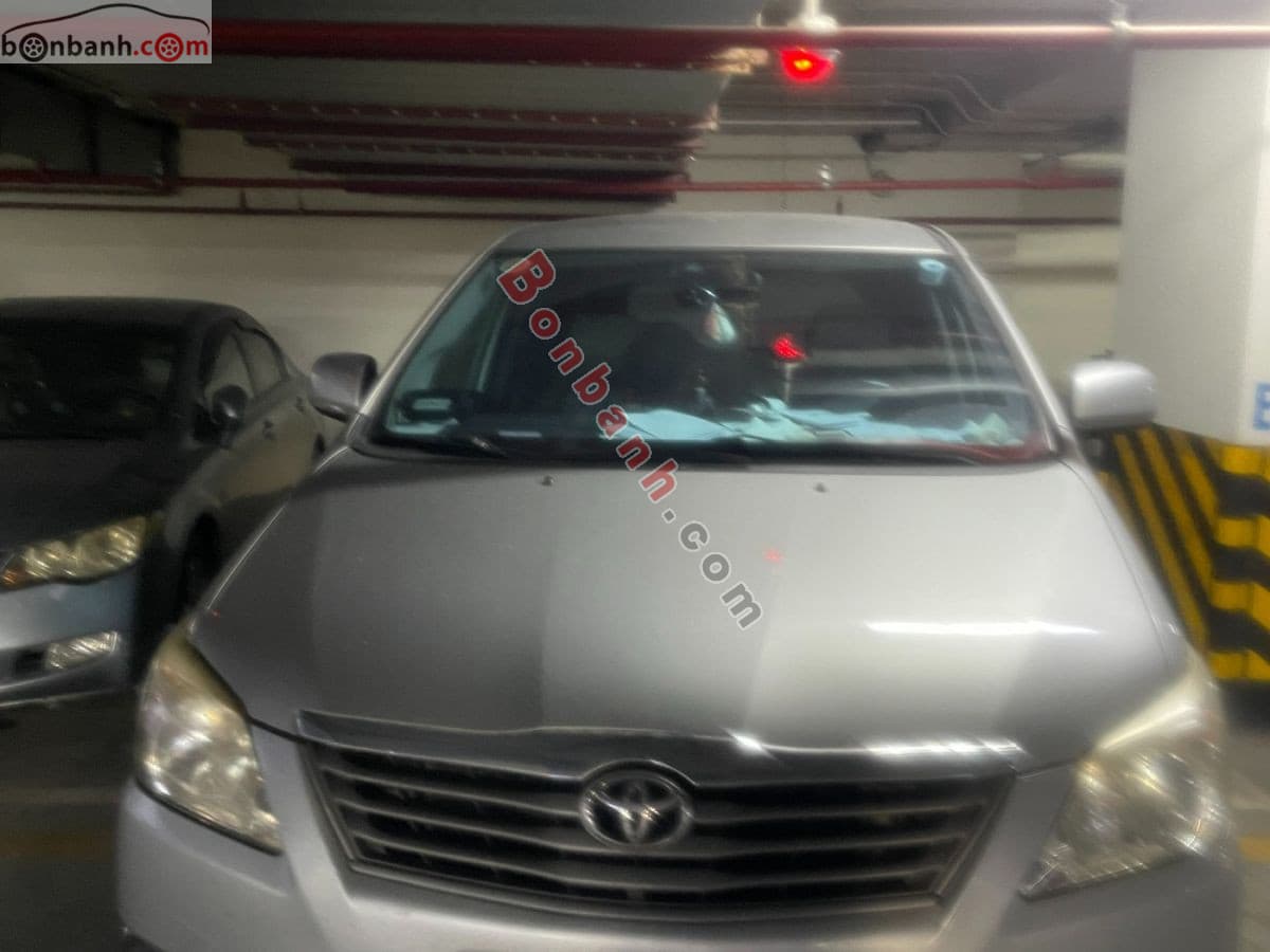 2013 Toyota Innova 2.0E