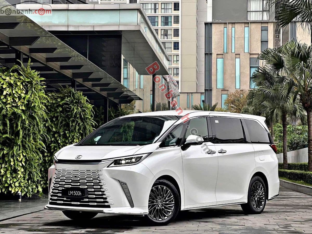 2026 Lexus LM 500h 6S - Image 1