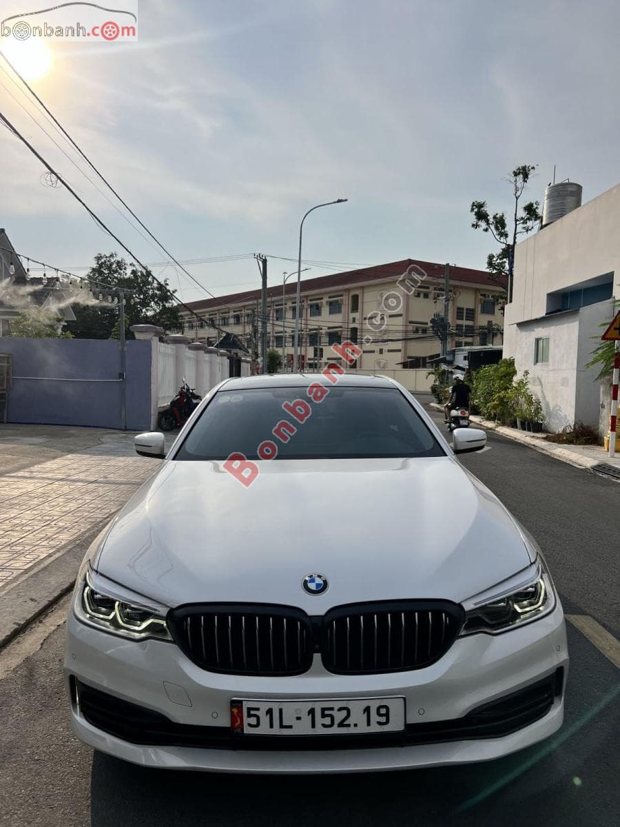 2018 BMW 5 Series 530i Luxury Line