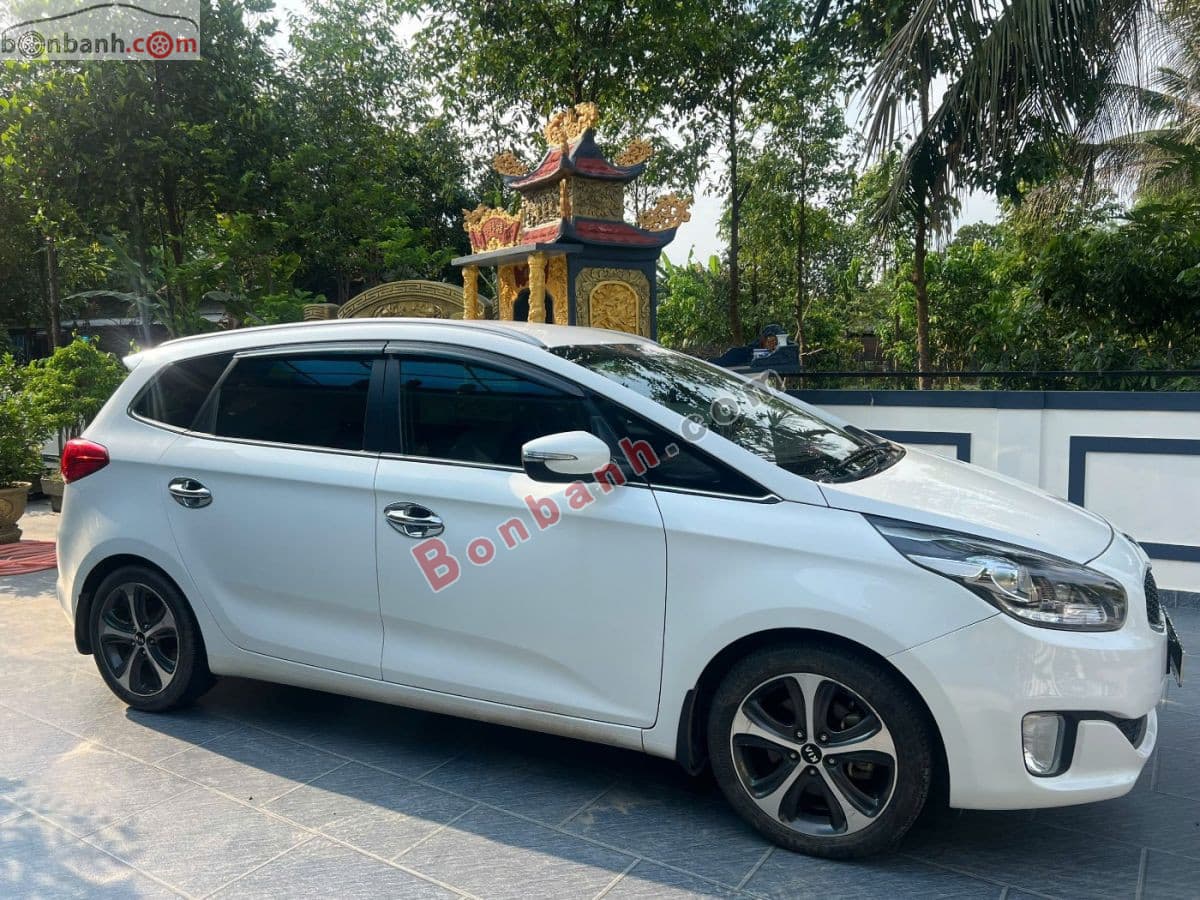 2016 Kia Rondo GAT