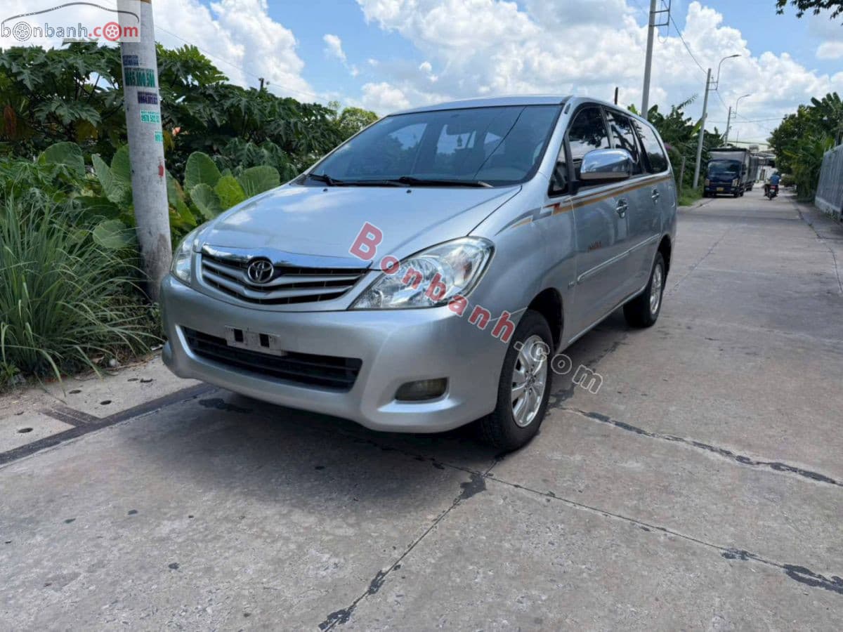 2009 Toyota Innova G