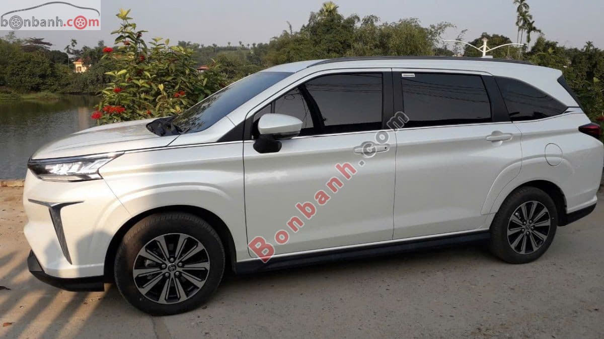 2022 Toyota Veloz Cross 1.5 CVT - Image 1