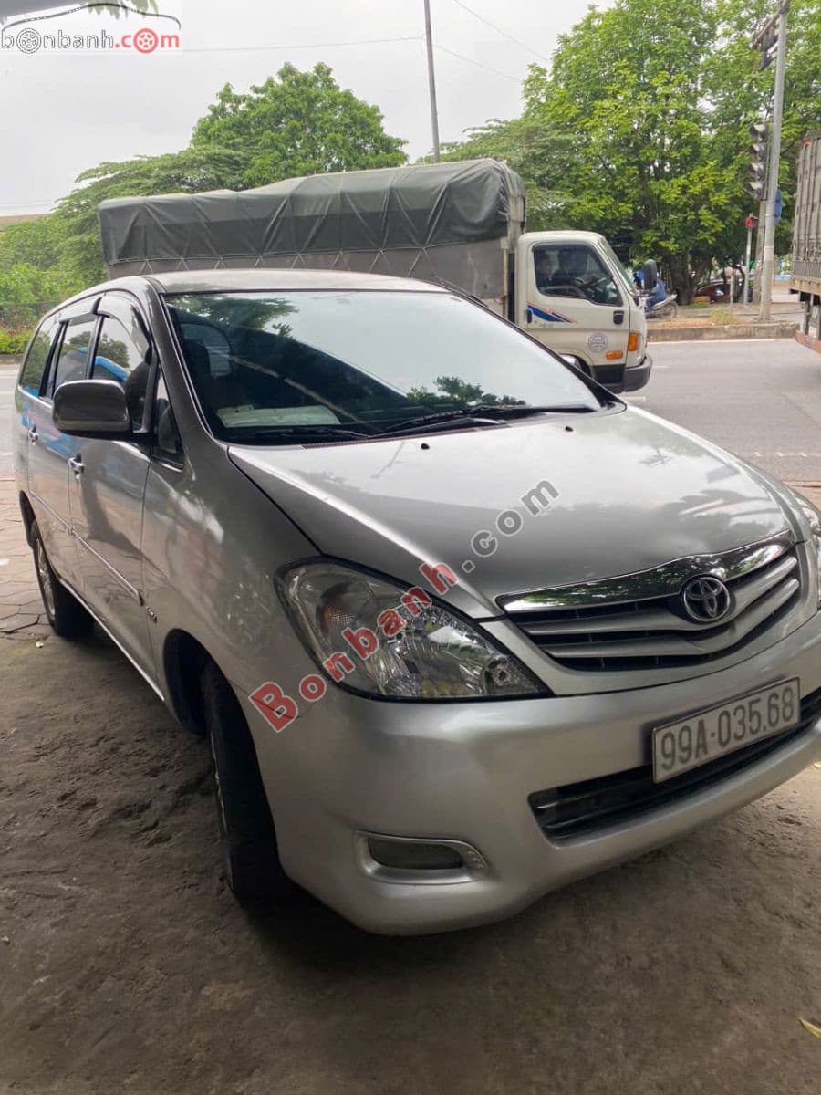 2010 Toyota Innova G